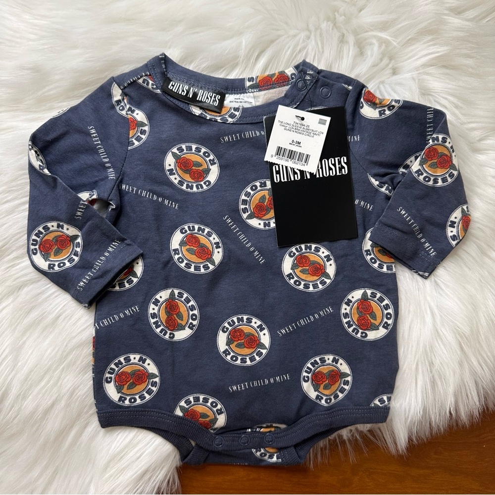 Guns and Roses long sleeve onesie baby newborn girl boy new nwt